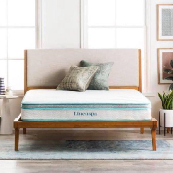 BRAND NEW Mattress (still in plastic and box)