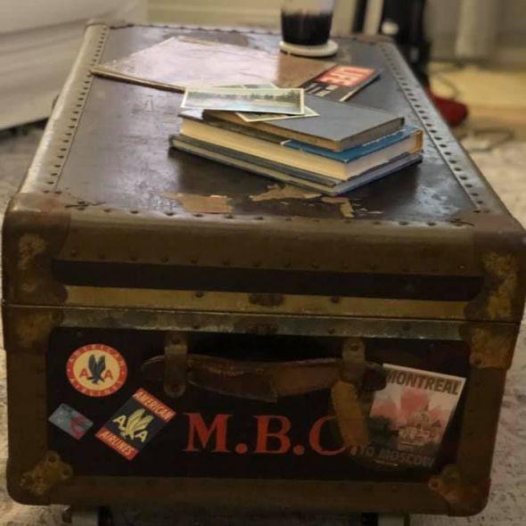 Coffee table/ storage