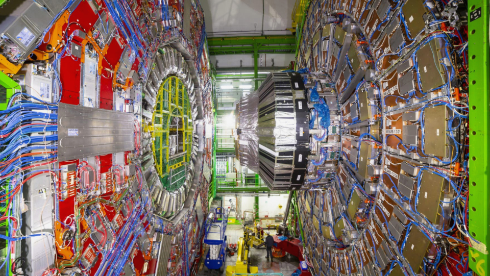 Thousands of CERN researchers are currently waiting for the results of their work to be published.
 The reason is a dispute over the mention of Russian institutes after the attack on Ukraine.