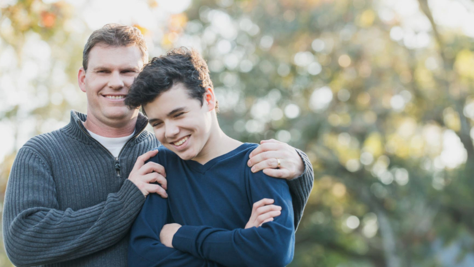 Men with children often produce less testosterone than others.
 How much the hormone balance changes is related to the behavior of your own father.