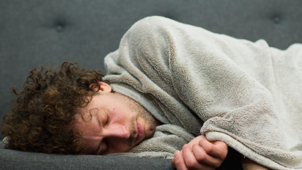 A little restful night's sleep is typical for many mental disorders. During treatment in a psychosomatic clinic, those affected sleep better than before. However, one group benefits very little.