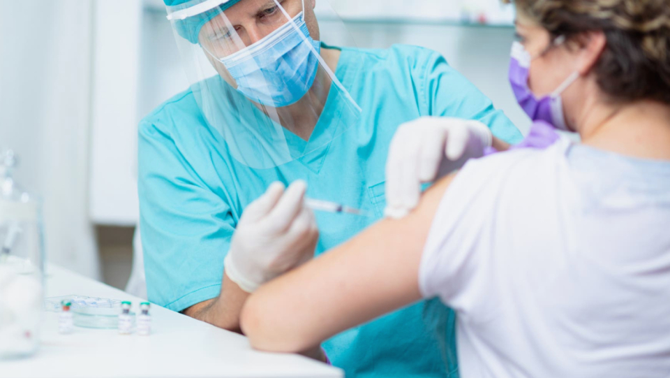 The STIKO's design predicts that future doses of the new Omicron vaccines will be bogled.
The fundamental recommendations for the third and fourth vaccinations shouldn't change.
