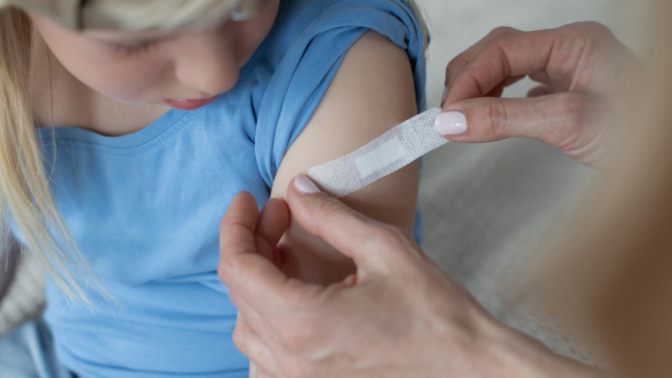 Children and teenagers are effectively protected against corona infection by the BioNTech vaccine, which also works in the Delta form. An Israeli study proves this.