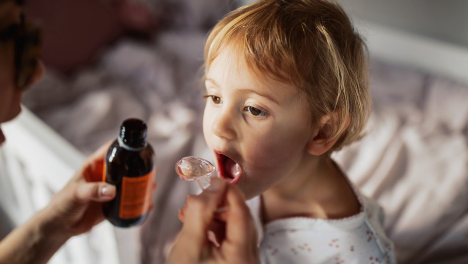 Antibiotics and fever juices are frequently out of stock.
In order to increase production, the pharmaceutical festival prices should now be briefly revealed.
It is open whether that helps.