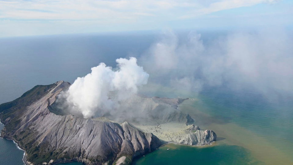 The State Institute for Geosciences is accused of failing to adequately warn the public prior to the deadly volcanic eruption on White Island in 2019.
But did it actually need to?